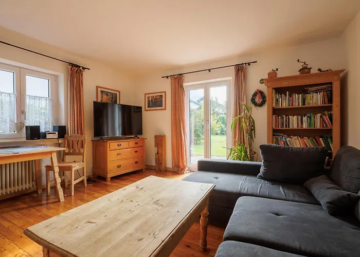 Feriehus Haus Mit Wunderschoenem Ausblick Und Garten