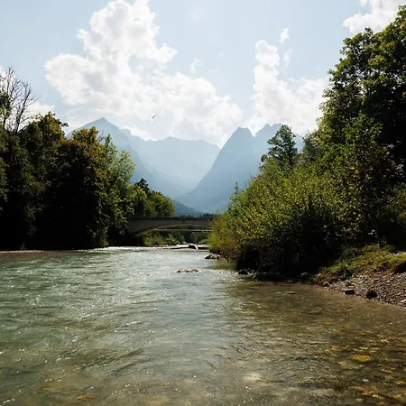 Haus Mit Wunderschoenem Ausblick Und Garten