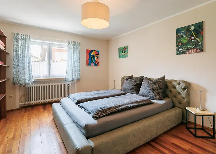 Ferienhaus Haus Mit Wunderschönem Ausblick Und Garten *