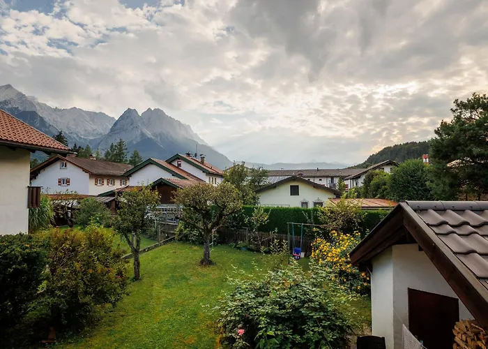 Haus Mit Wunderschönem Ausblick Und Garten Ferienhaus