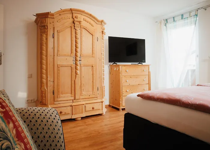 Haus Mit Wunderschönem Ausblick Und Garten * Garmisch-Partenkirchen